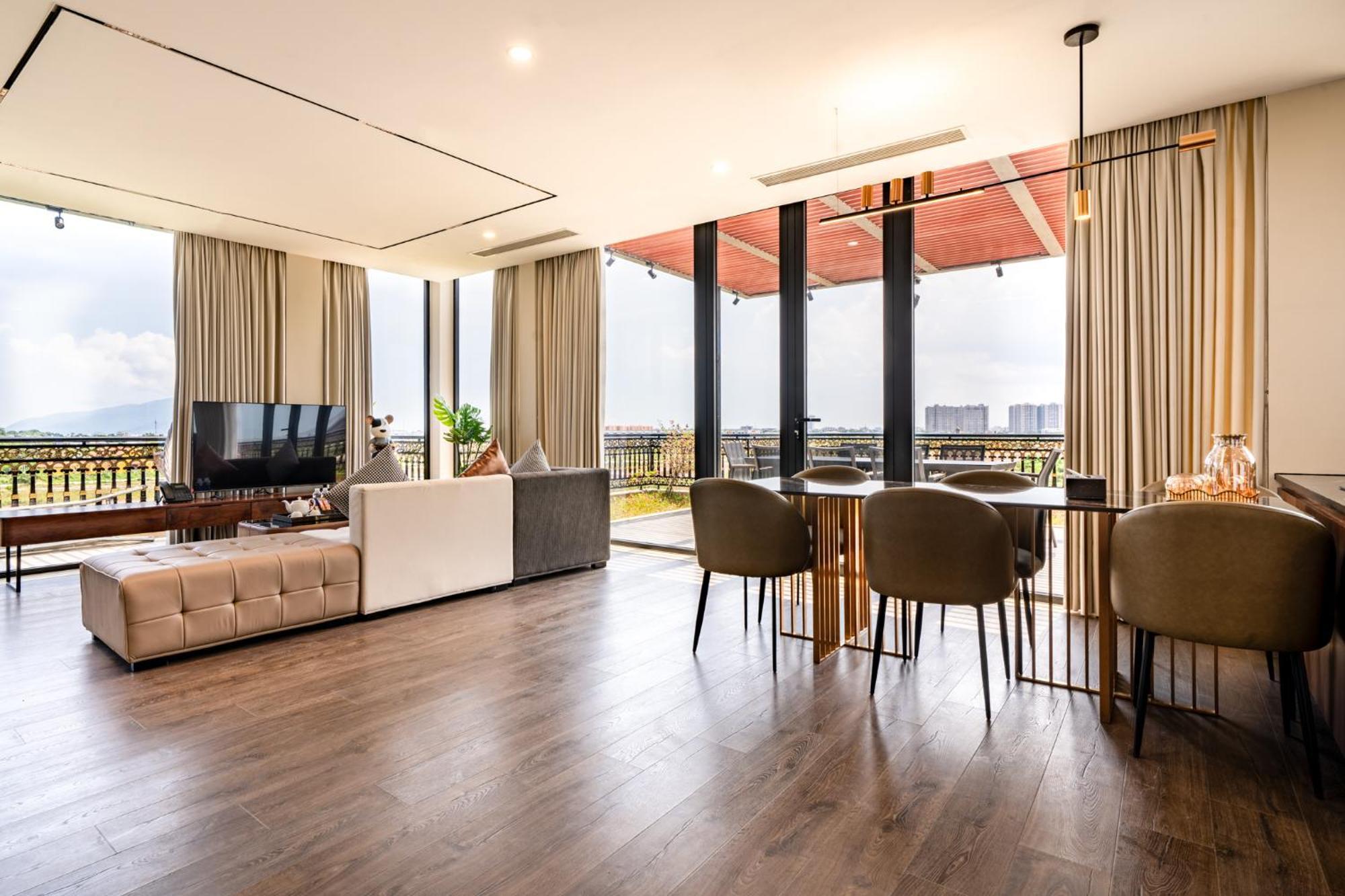Cami Riverside Resort Da Nang Bagian luar foto