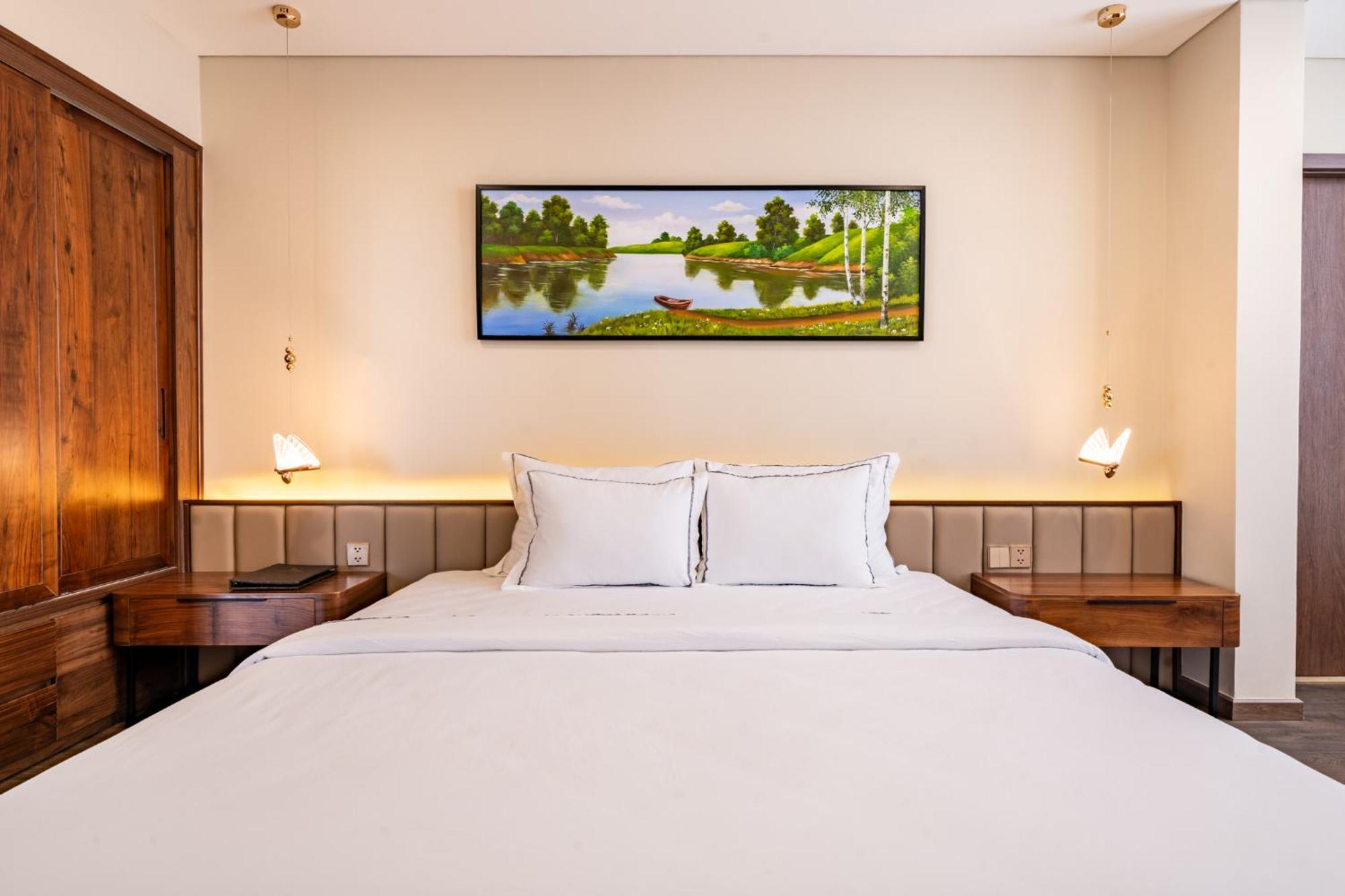 Cami Riverside Resort Da Nang Bagian luar foto