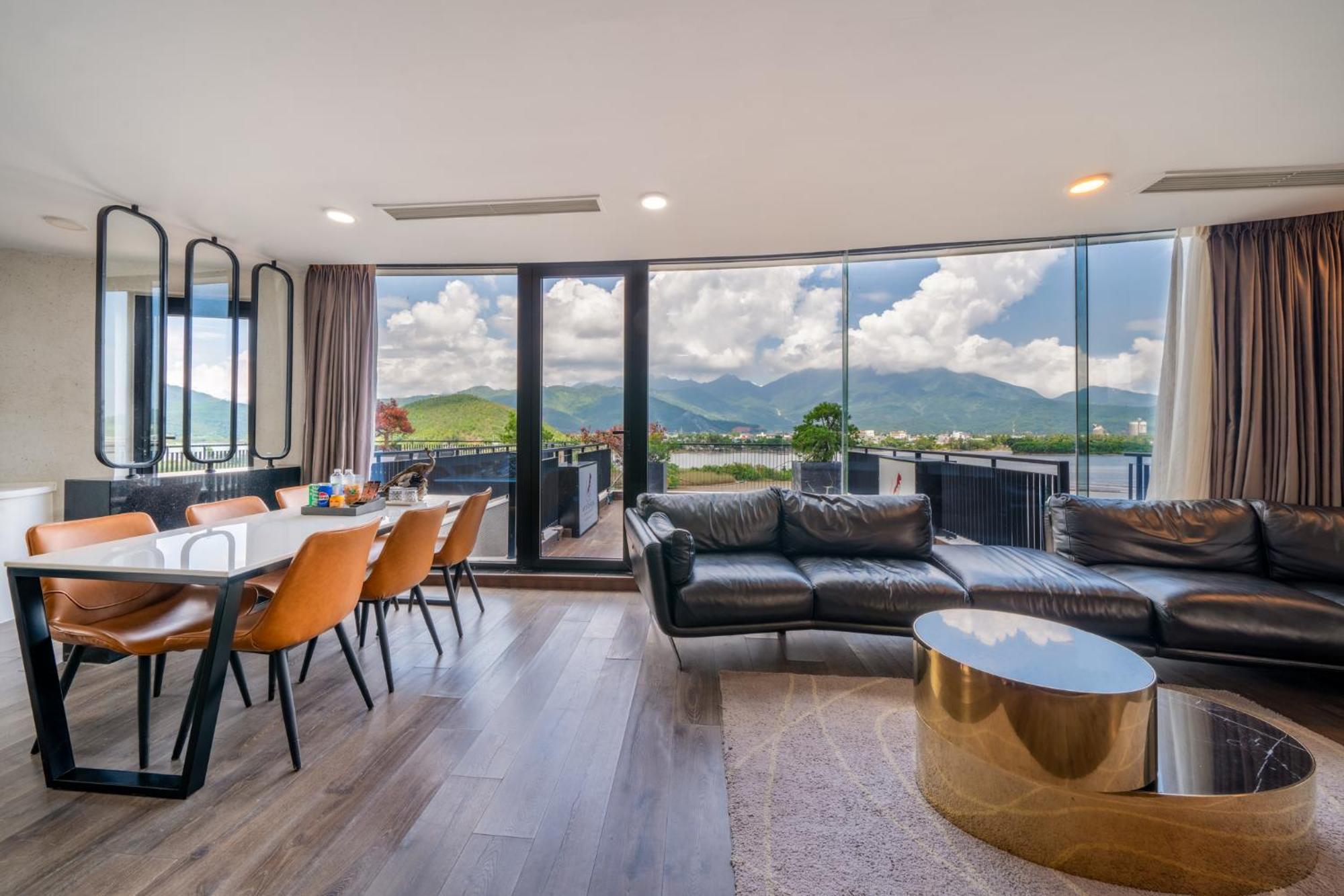 Cami Riverside Resort Da Nang Bagian luar foto