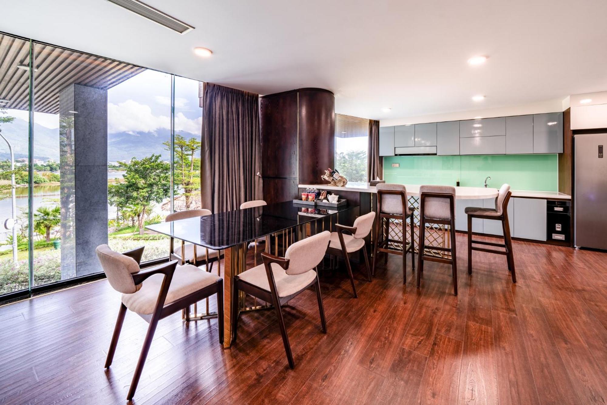 Cami Riverside Resort Da Nang Bagian luar foto